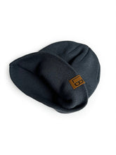Load image into Gallery viewer, KNIT BEANIE - NAVY
