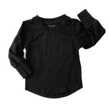 Load image into Gallery viewer, Long Sleeve Pocket Tee - Black

