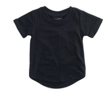 Load image into Gallery viewer, Black Basic Tee
